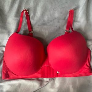 incredible VS bra